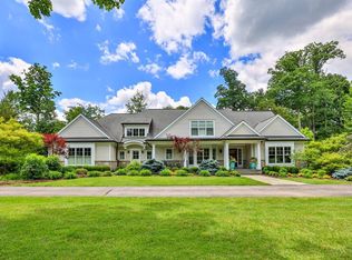 6155 Shadyglen Rd, Cincinnati, OH 45243