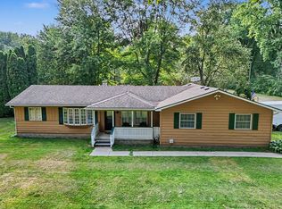 10194 Bunton Rd, Willis, MI 48191