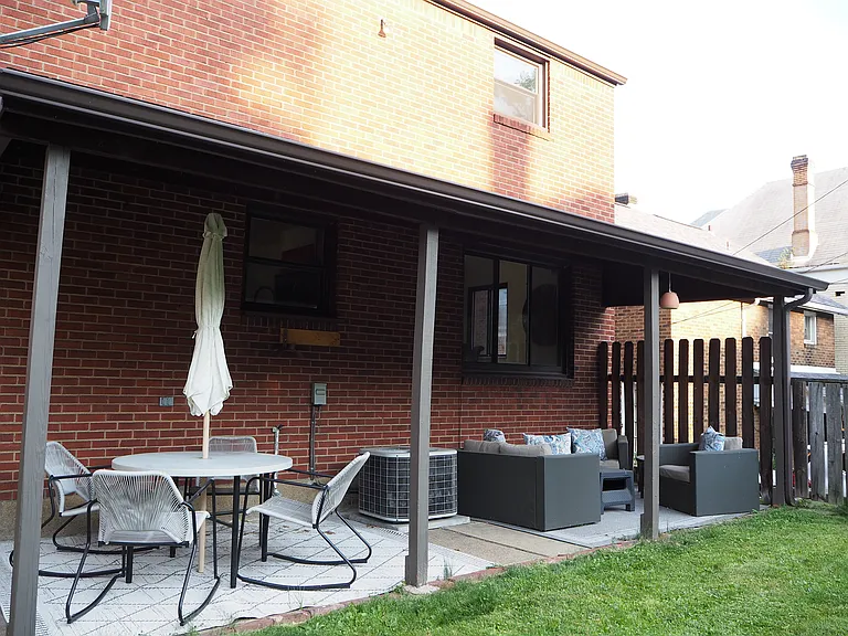 4104 Murray Ave — Photo 40