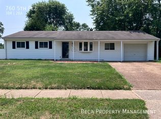 760 5th Plz, Florissant, MO