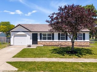 10210 Lone Wolf Dr, Indianapolis, IN 46235