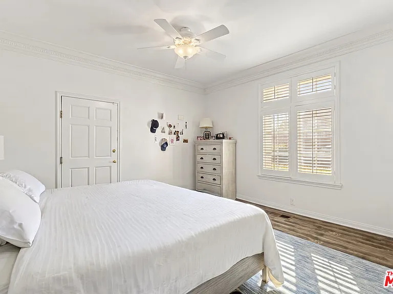 308 N Sycamore Ave #102 — Photo 10
