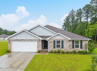 10519 Willow Leaf Dr, Gulfport, MS 39503