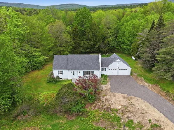 98 North Rd, Monroe, MA 01350
