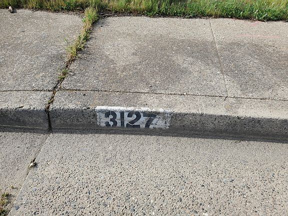 5th image of 3127 Bedrock Ln