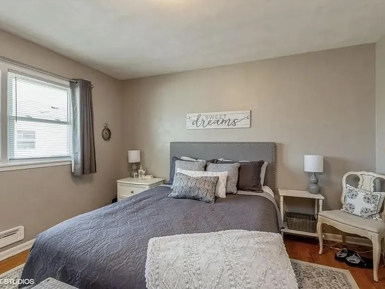 2919 Russell Dr NE — Photo 7