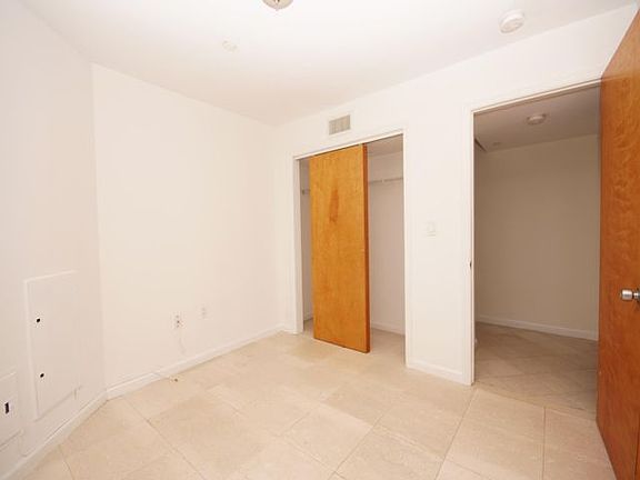 4th image of 9006 Holland Ave
