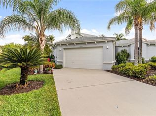 14807 Sterling Oaks Dr, Naples, FL 34110