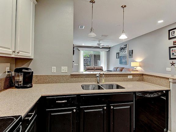 4th image of 12336 Sand Pine Ct