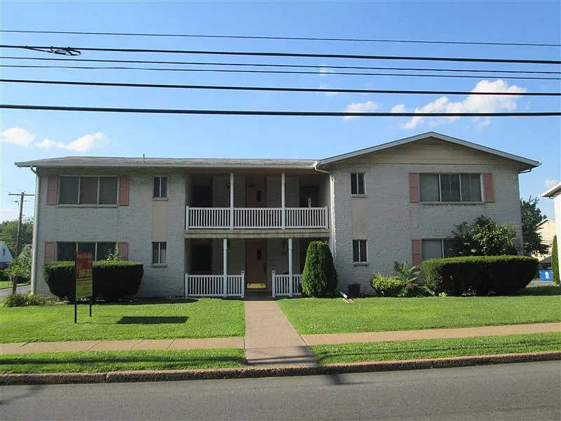 5000 Derry St #1
