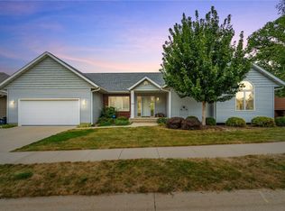 310 McKinsie Ct NE, Cedar Rapids, IA 52402