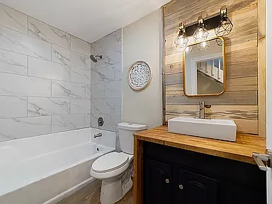 3906 Silverheels Dr — Photo 2