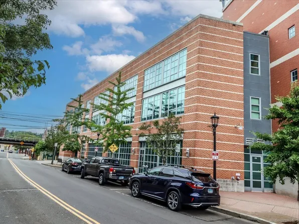 25 Marshall Street #Penthouse 3E, Norwalk, CT 06854