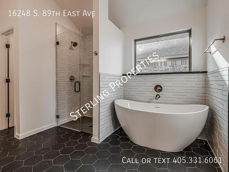 16248 S 89th East Ave — Photo 29