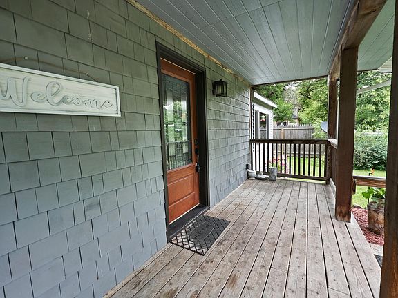 5th image of 16443 W River Rd