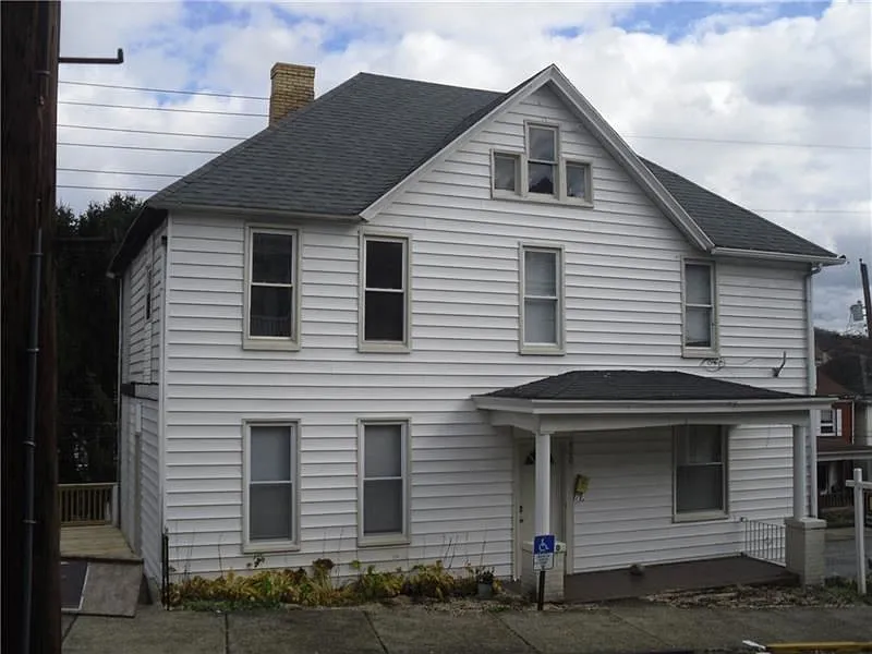 800 Lincoln Ave photo 1