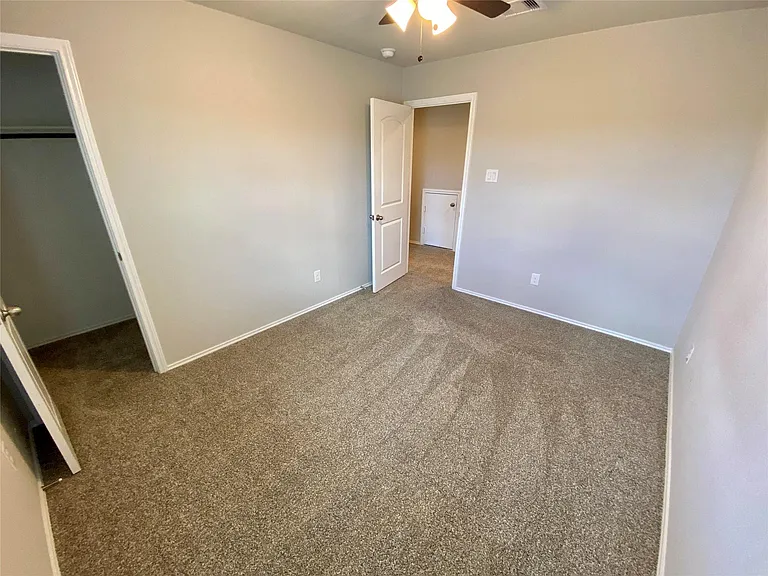 13832 Rock Island Trl — Photo 25