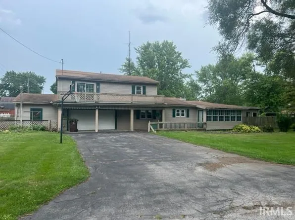 516 N Broadway St, Sweetser, IN 46987
