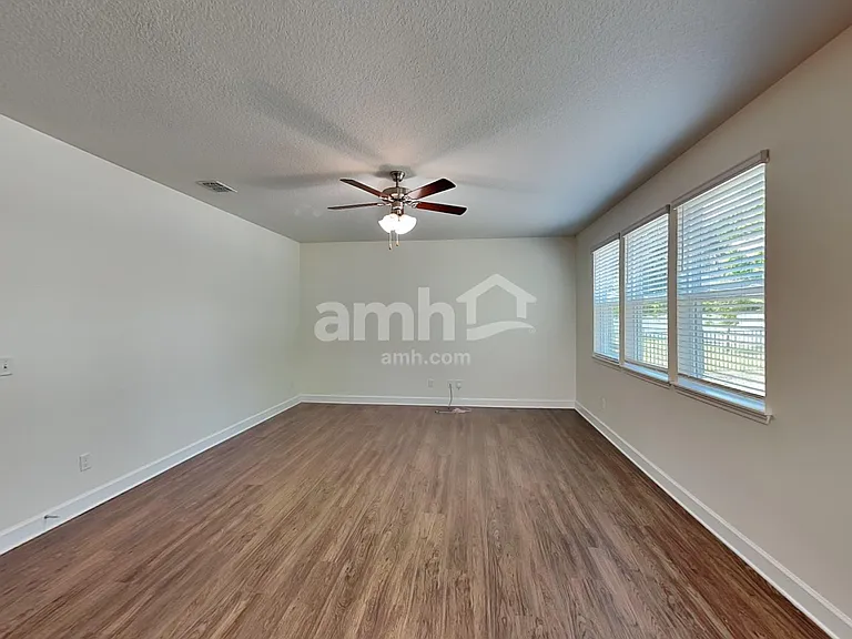 140 Windsong Acres Rd — Photo 7