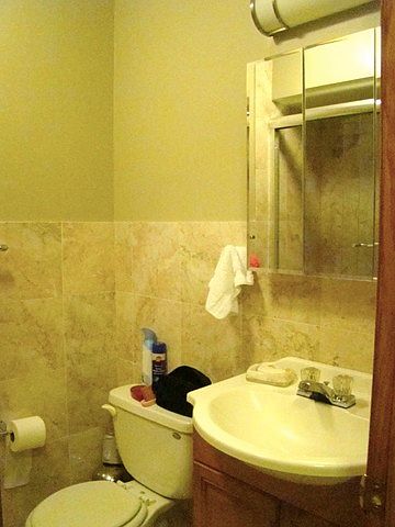 1st image of 1600 W Greenleaf Ave APT 104