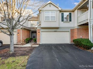 2187 Vanderbilt Dr, Geneva, IL 60134