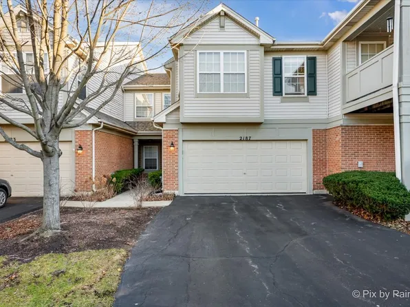 2187 Vanderbilt Dr, Geneva, IL 60134
