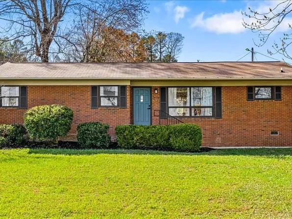 219 Tarheel Dr, Archdale, NC 27263