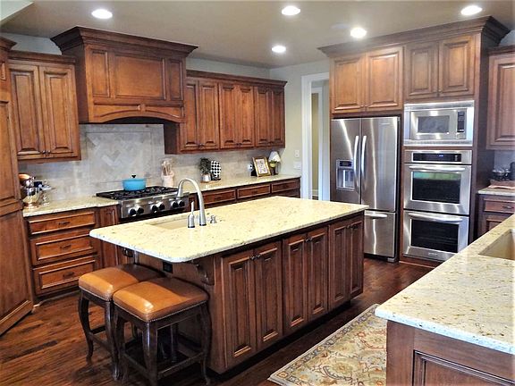 5th image of 2919 S Isabell Pointe Dr