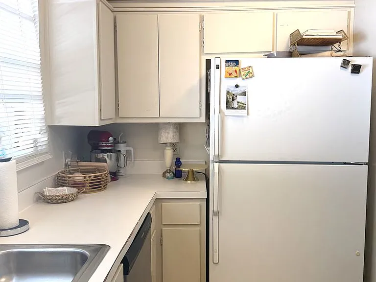 65-81 N Fletcher Ave — Photo 16