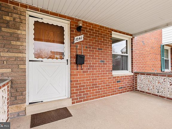 5th image of 1041 Foxwood Ln