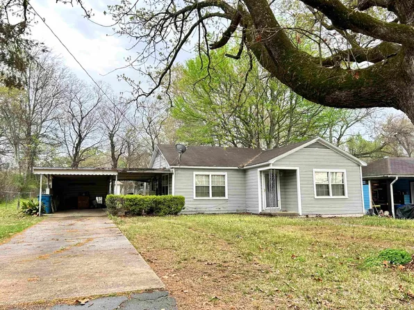 810 Richards St, Kilgore, TX 75662