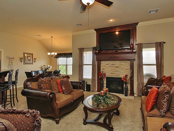5th image of 9005 Lolly Ln