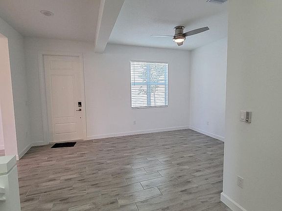 3rd image of 8978 Zevon Ct