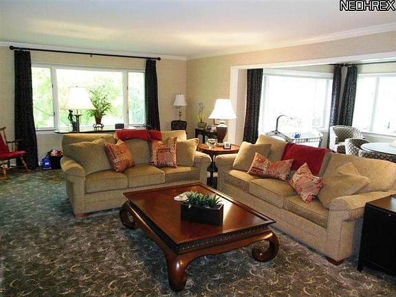 3rd image of 980 Worton Park Dr