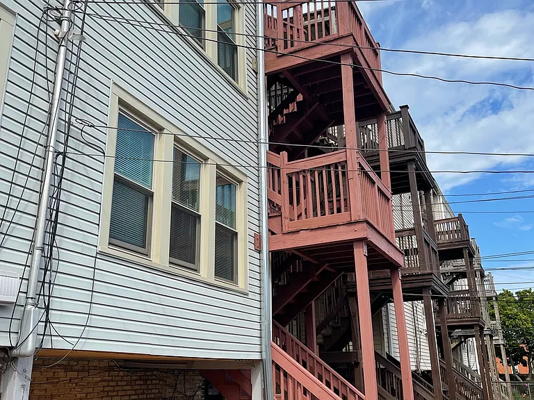 9121 S Laflin St #3N — Photo 38