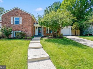 5006 Benton Ave, Bethesda, MD 20814