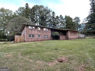 391 Lakeside Rd, Williamson, GA 30292