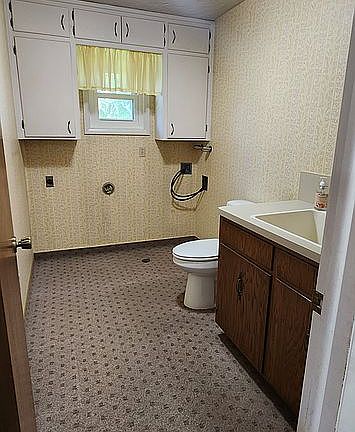 Laundry/half bath