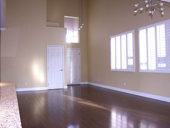 2nd image of 264 Camino Viejo St