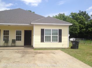 806 N Railroad St #B, Phenix City, AL 36867