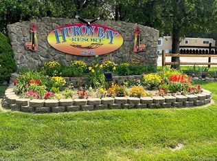 2545 Lakeshore Rd, Applegate, MI 48401