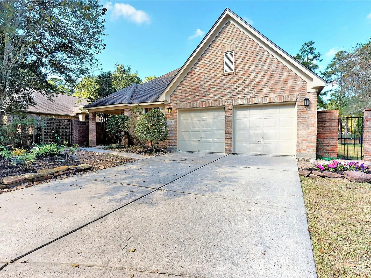 4 bed, 3.5 bath, 2553 sqft, $5,000 — Photo 2