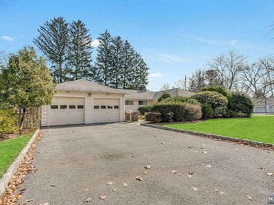 481 W Saddle River Rd, Ridgewood, NJ, 07450