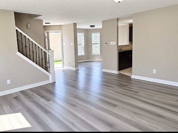 5th image of 2933 Redland Ln