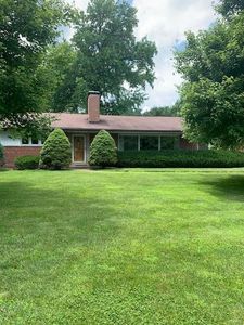 10136 Springwood Dr, Saint Louis, MO, 63124