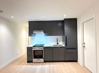 91 Bonnymuir Dr #BASEMENT, West Vancouver, BC V7S1L3