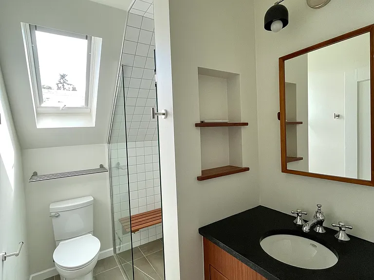 8032 N Oswego Ave — Photo 11