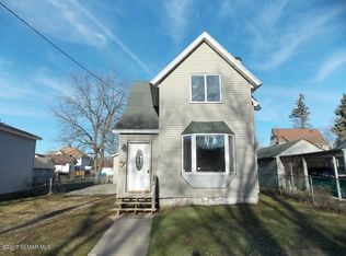 507 5th St NW, Austin, MN 55912