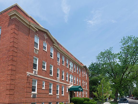 1401 Tuckerman Street Apartments