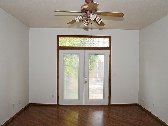 4th image of 12908 W Ash St